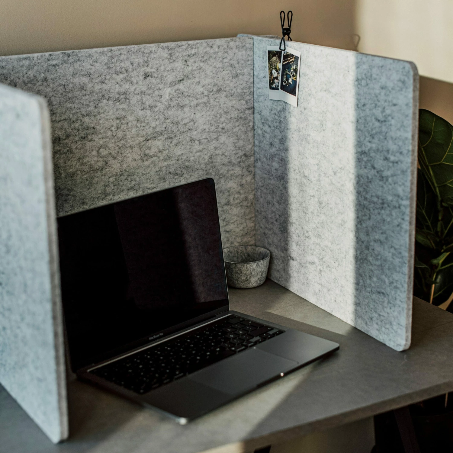 Screen Wall Felt Light Grey 3 Screen Wall Felt Light Grey