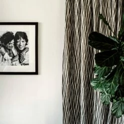 Vorhang Stig Lindberg 145 X 300 Cm 2er-Pack Korrugalion Grau 11 Vorhang Stig Lindberg 145 X 300 Cm 2er-Pack Korrugalion Grau -GRANIT Verkäufe 401885 34135